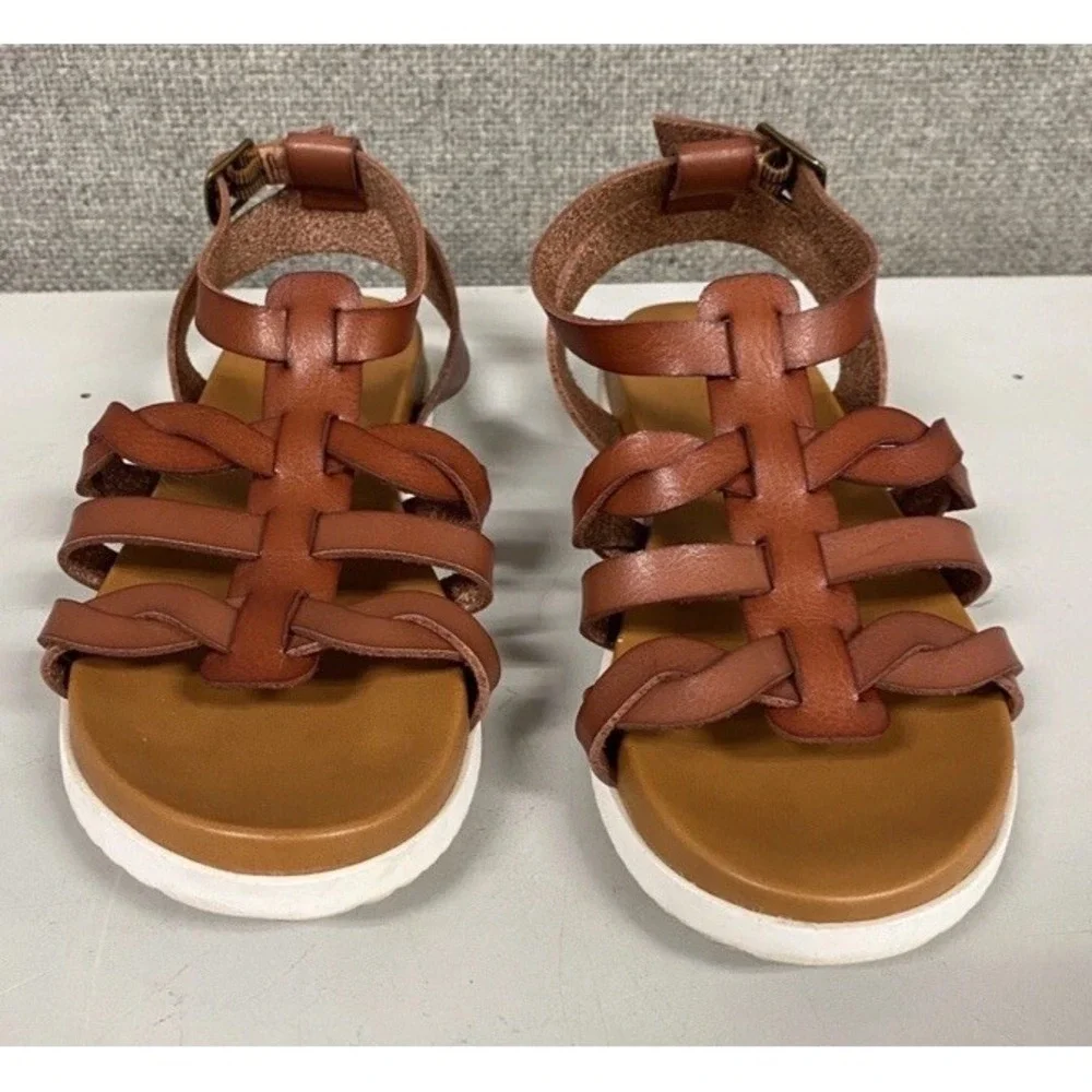 Wonder Nation Girls Brown Sandals 1 Comfort Footbed Buckle Snap Strap NWT
